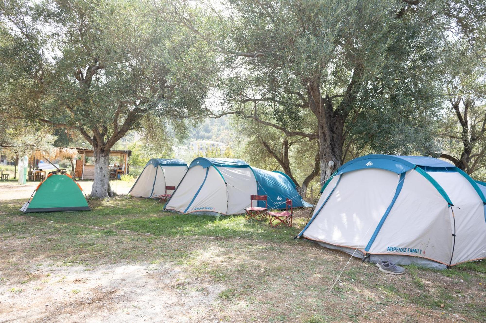 Olive Camping Hotel Himare Exterior photo